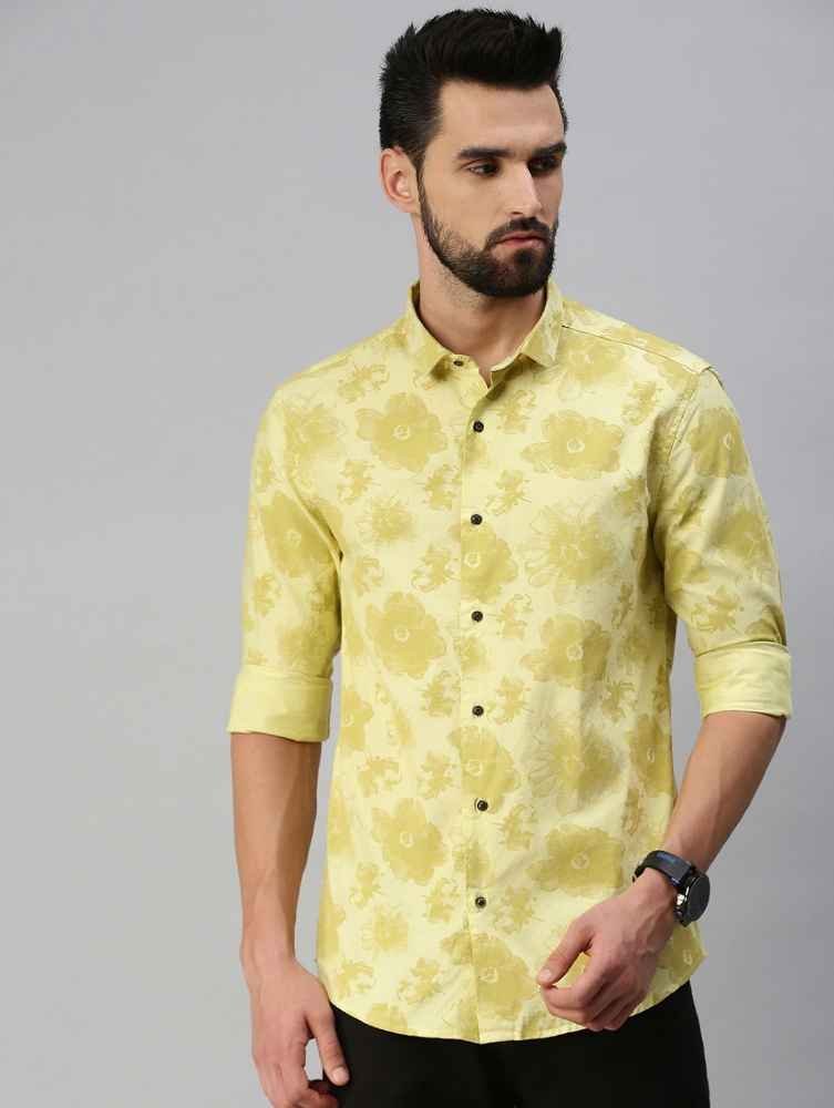 Pretty Elegant Men Tshirts