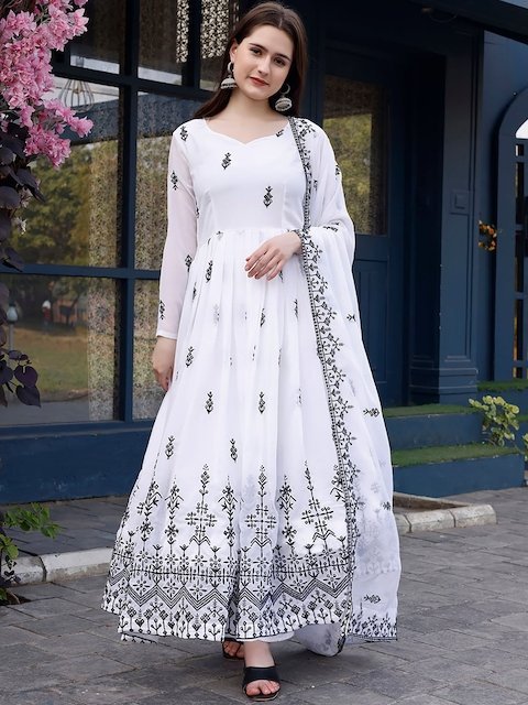 Kedar Fab Floral Embroidered Sweetheart Neck Georgette Anarkali Kurta