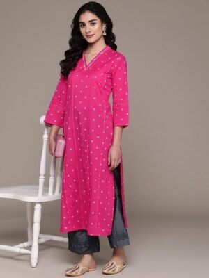 women three quarter sleeves straight kurta