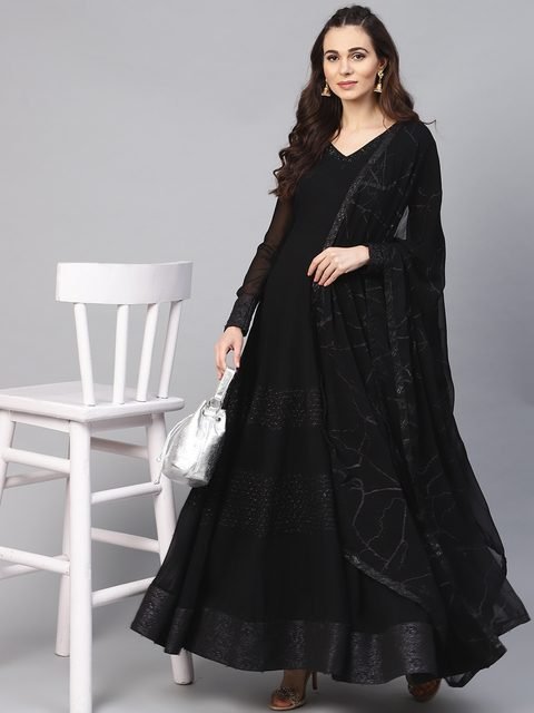 Aakarsha Attractive Kurtis
