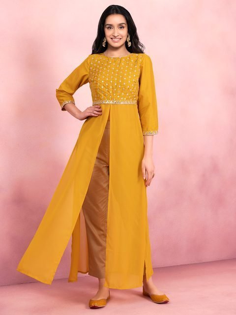 Aakarsha Attractive Kurtis