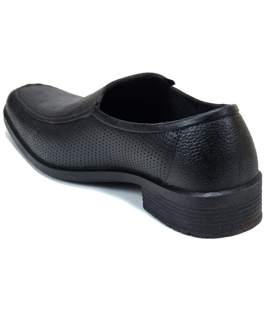 Ajanta - Black Men's Slip On Formal Shoes - Image 3