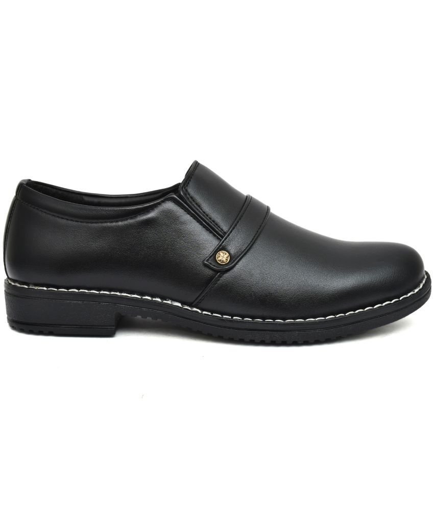 Akiko Black Men's Slip On Formal Shoes - Image 3