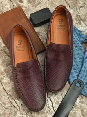 El Paso Men Maroon Textured Loafers