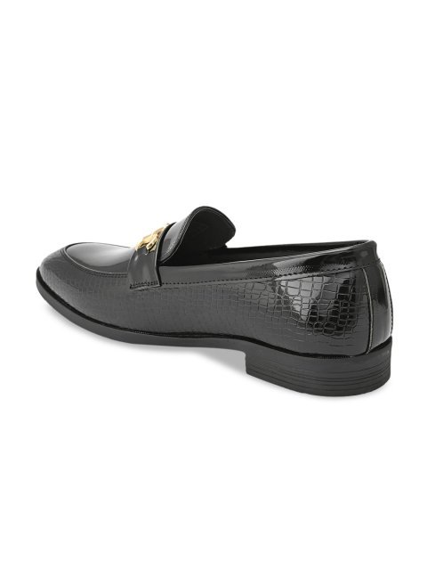 INVICTUS Men Textured Formal Loafers - Image 3