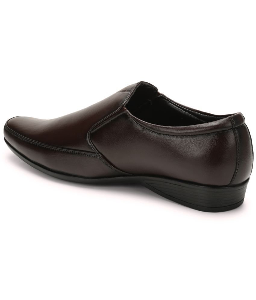 UrbanMark Men Light Weight Square-Toe Faux Leather Slip-On Formal Shoes- Brown - Image 3