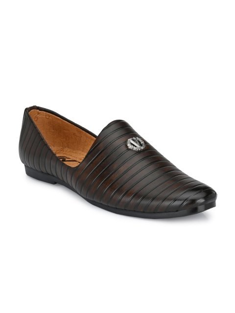 VIV Men Printed Textured Slip-On Loafers - Image 2