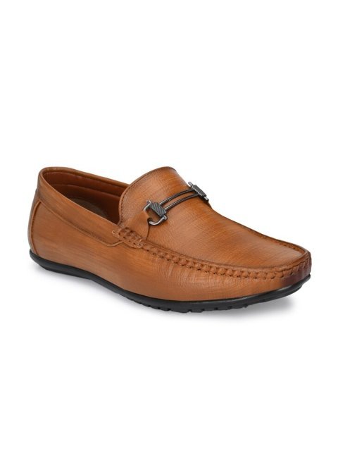 VIV Men Tan Textured Loafers - Image 2