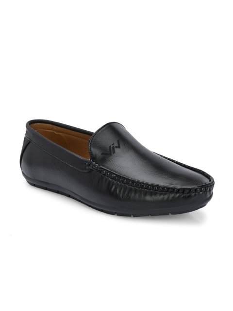VIV Men Textured Round Toe Slip-On Loafers - Image 2