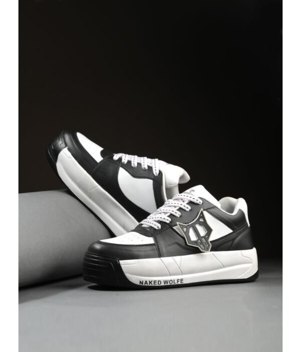 Xtoon White Men's Outdoor Shoes