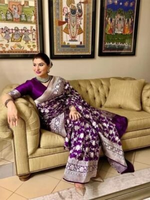 KALINI Ethnic Motifs Woven Design Zari Kanjeevaram Saree